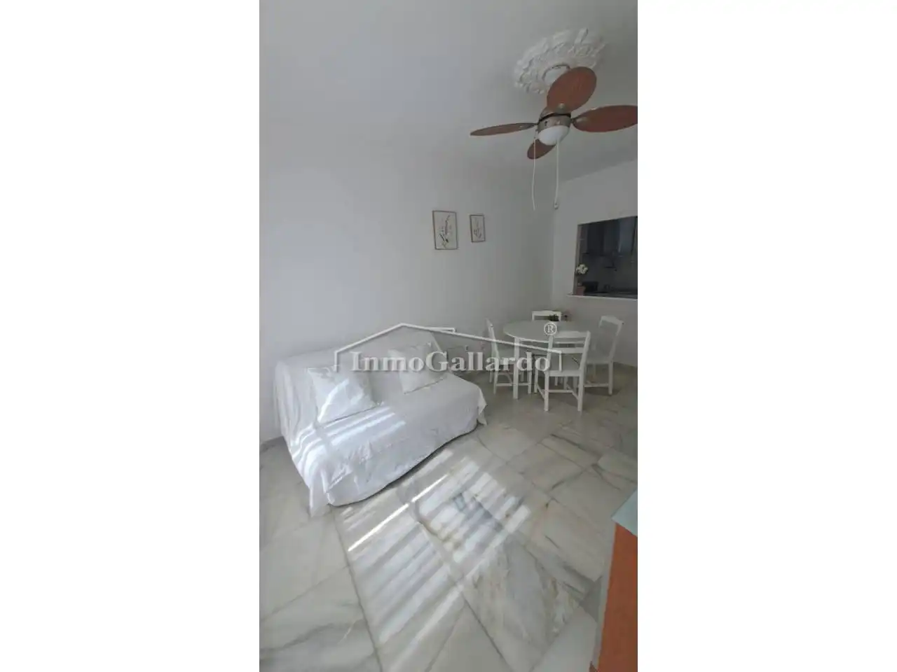 Habitación de Apartamento de alquiler en Rincón de la Victoria con Terraza, Amueblado y Piscina comunitaria