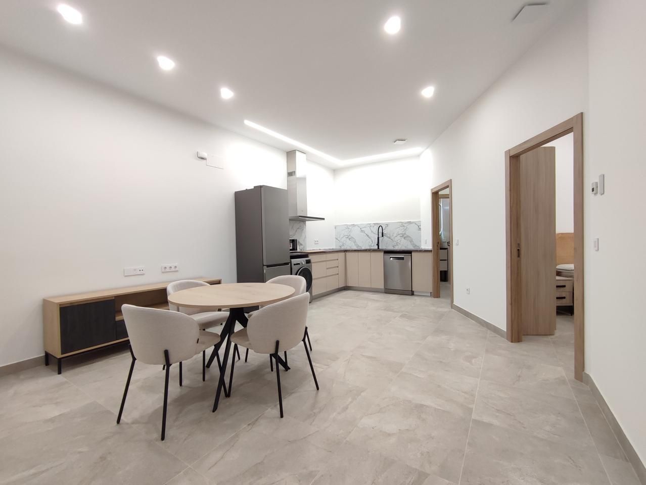 Cocina de Planta baja de alquiler en  Albacete Capital con Aire acondicionado, Calefacción y Amueblado