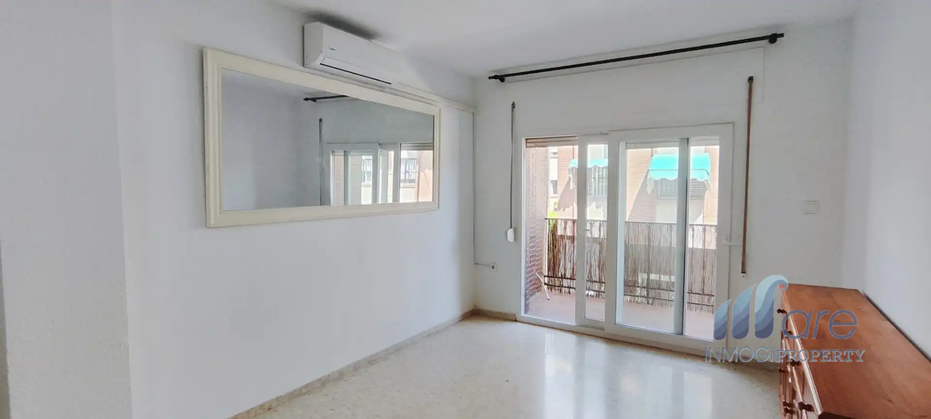 Terrasse von Wohnung zum Verkauf in Granada mit Klimaanlage, Privatgarten und Terrasse