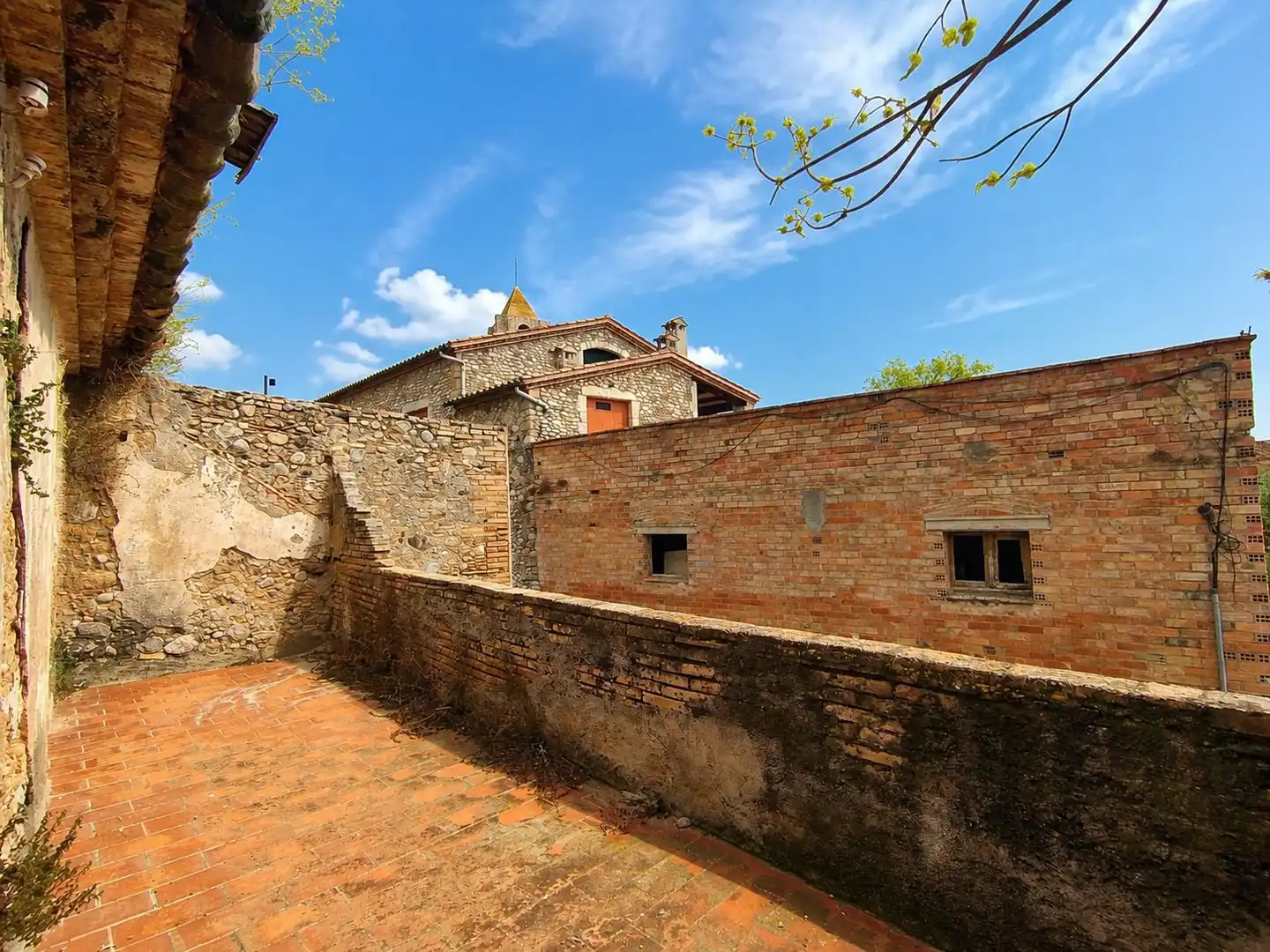 Vista exterior de Casa o chalet en venta en Bàscara, Girona