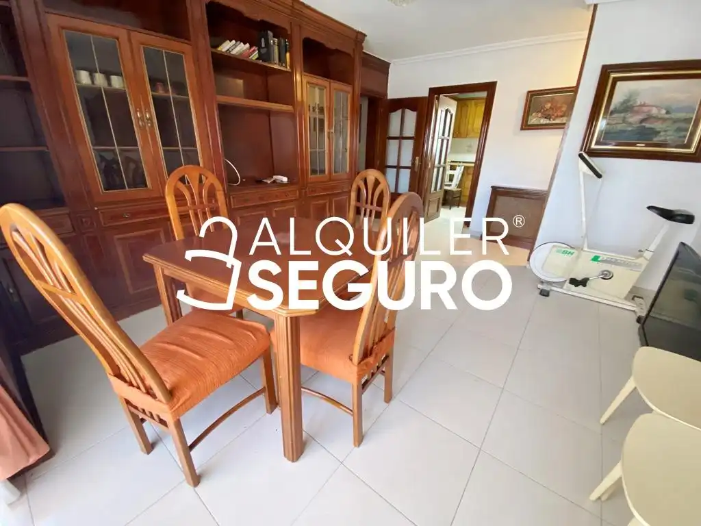 Dining room of Flat for rent in Madrid  with Air Conditioner and Heating