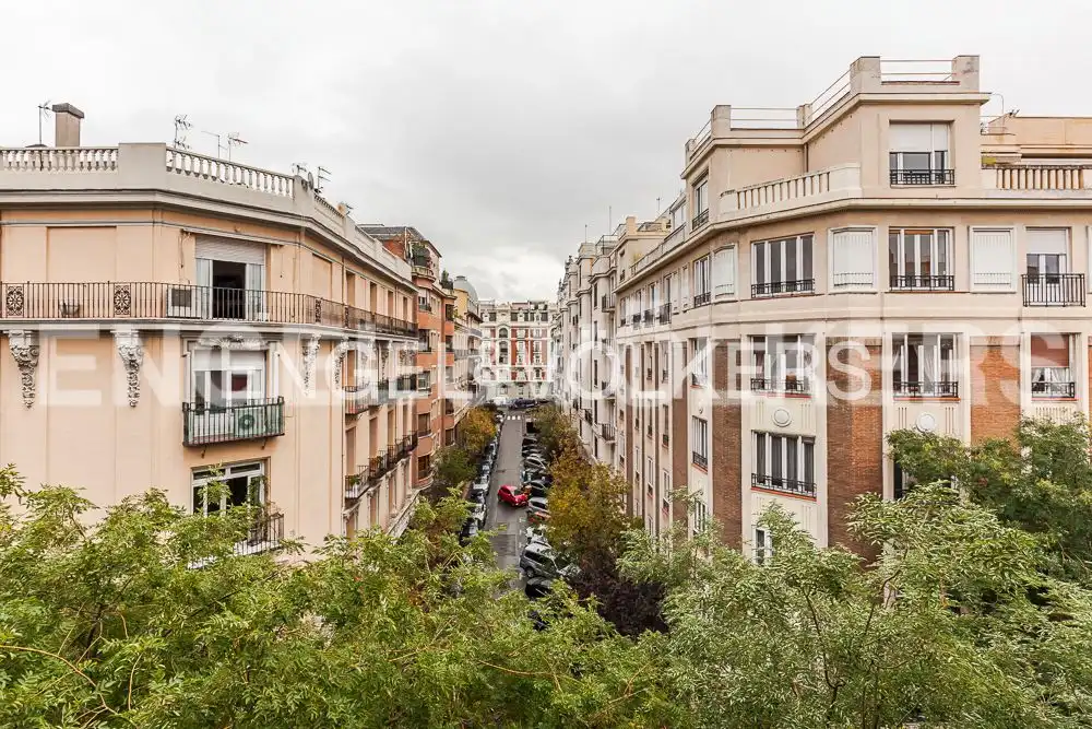 Pis amb balcó en venda a Barrio de Salamanca, imagen 3