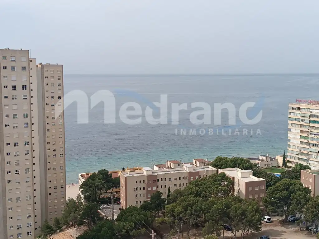 Piso en venta en Benidorm con Jardín privado, Piscina y Amueblado