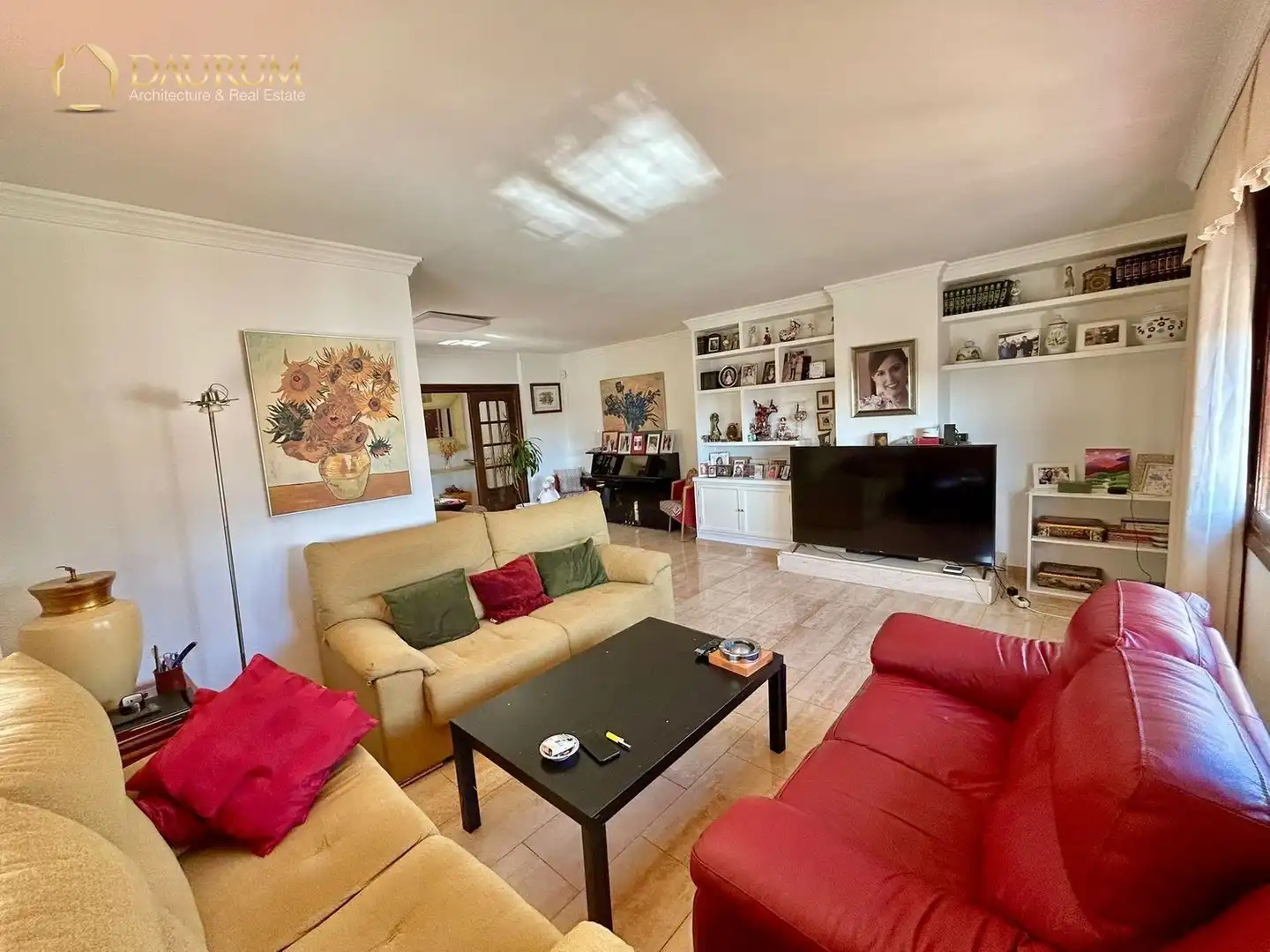 Sala de estar de Casa o chalet en venta en Málaga con Aire acondicionado, Calefacción y Jardín privado