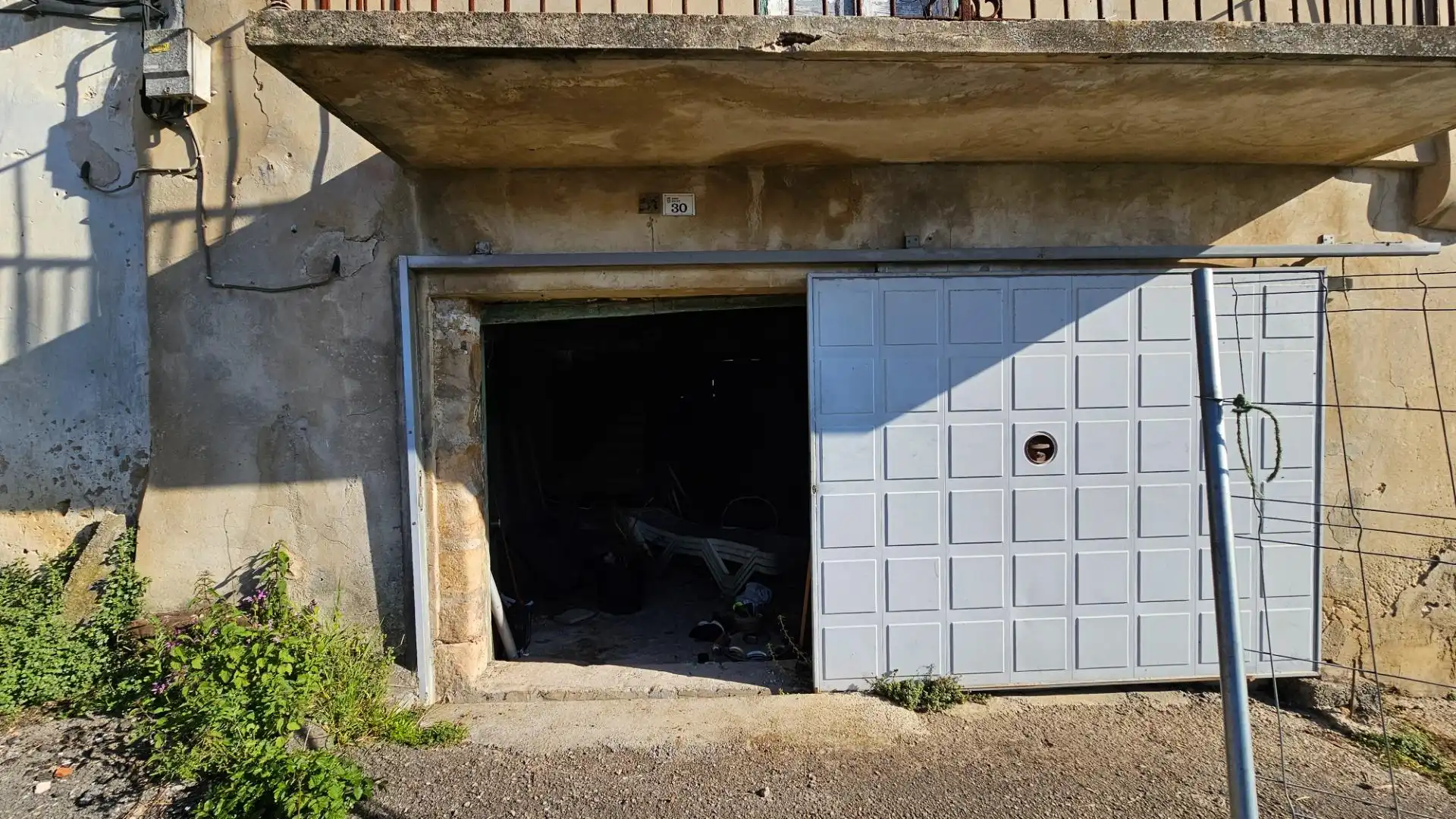 Parkplatz von Haus oder Chalet zum Verkauf in Limpias mit Privatgarten und Balkon