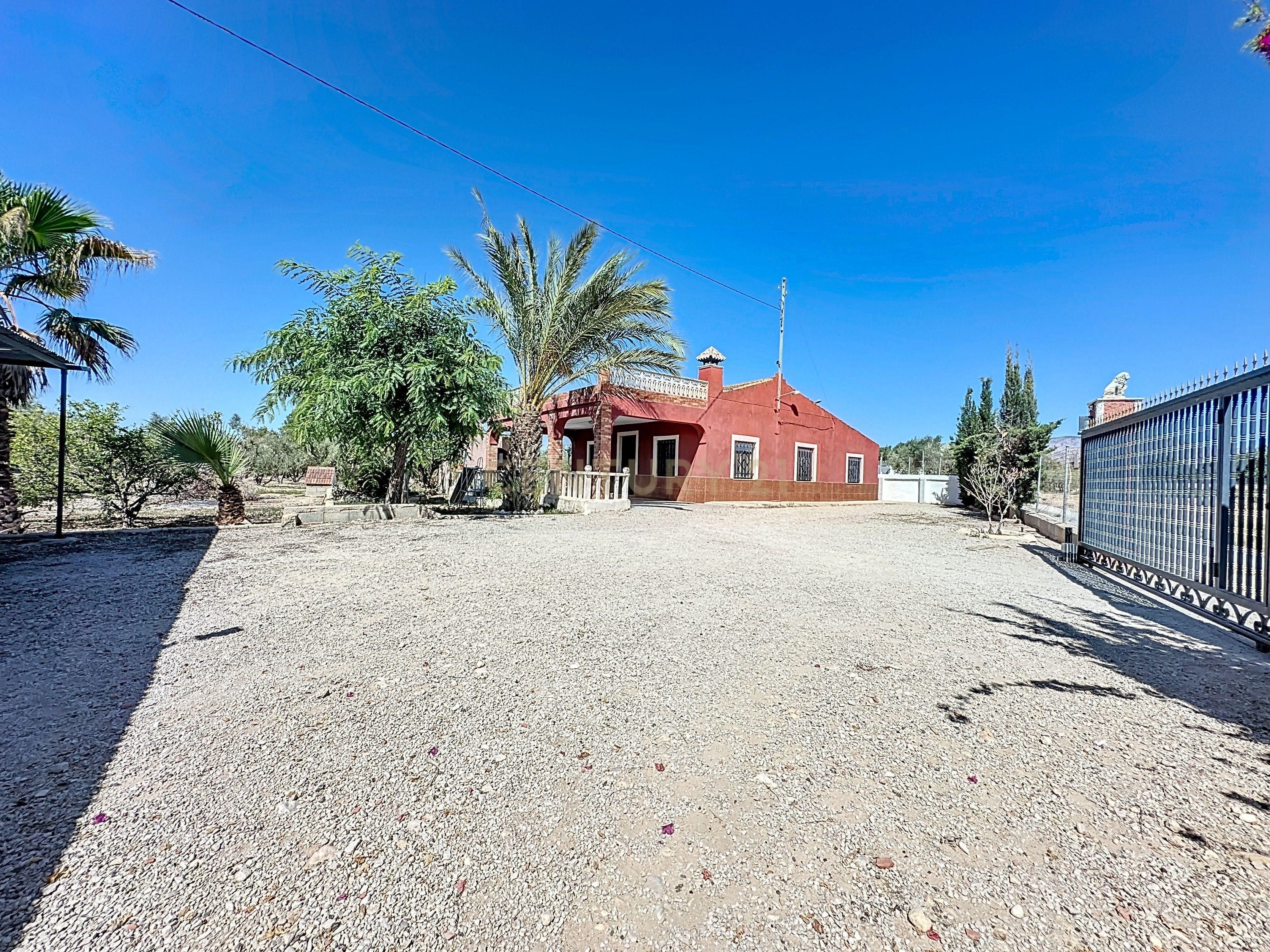 Casa o xalet en venda a La Algoda - Matola - Llano de San José