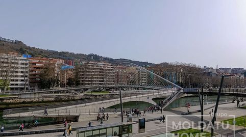 Foto 2 de Piso en venta en Paseo Uribitarte, Albia, Bilbao