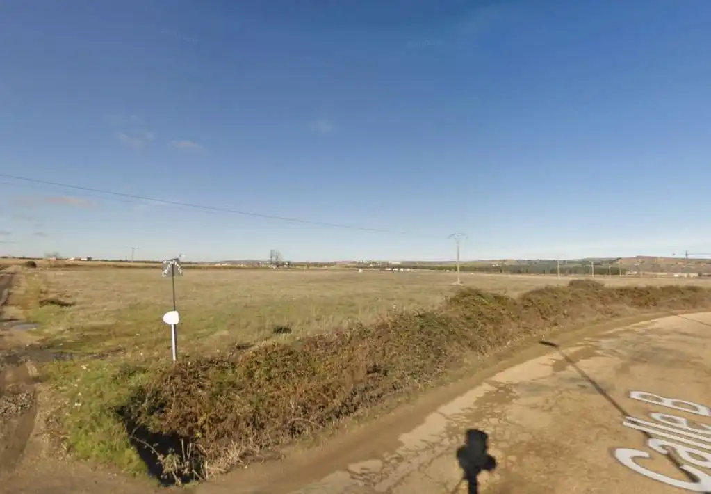 Terreno rustico in vendita a SECTOR UBZ-8, imagen 2