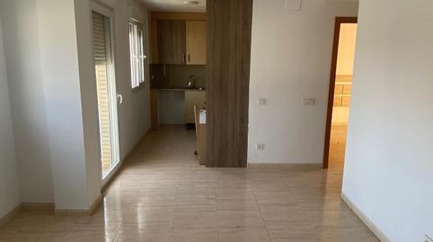 Foto 3 de Piso de alquiler en Deltebre, Tarragona