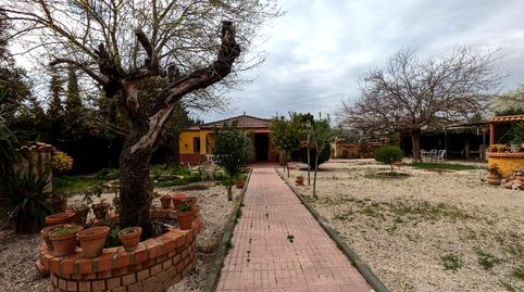 Preciosa casa en Urbanización LLanos de la Encina.
