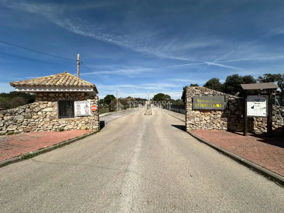 Residential for sale in Hontoba