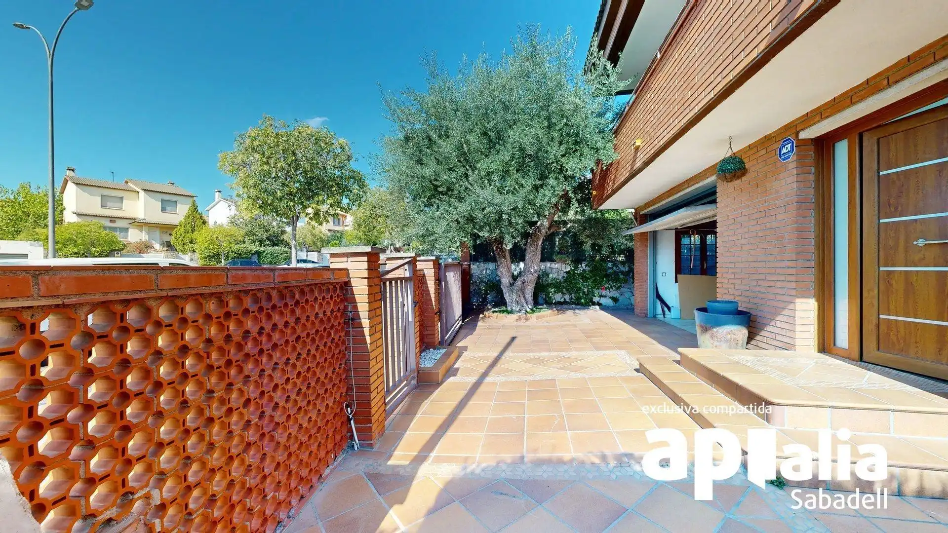 Jardín de Casa o chalet en venta en Barberà del Vallès con Calefacción, Terraza y Balcón