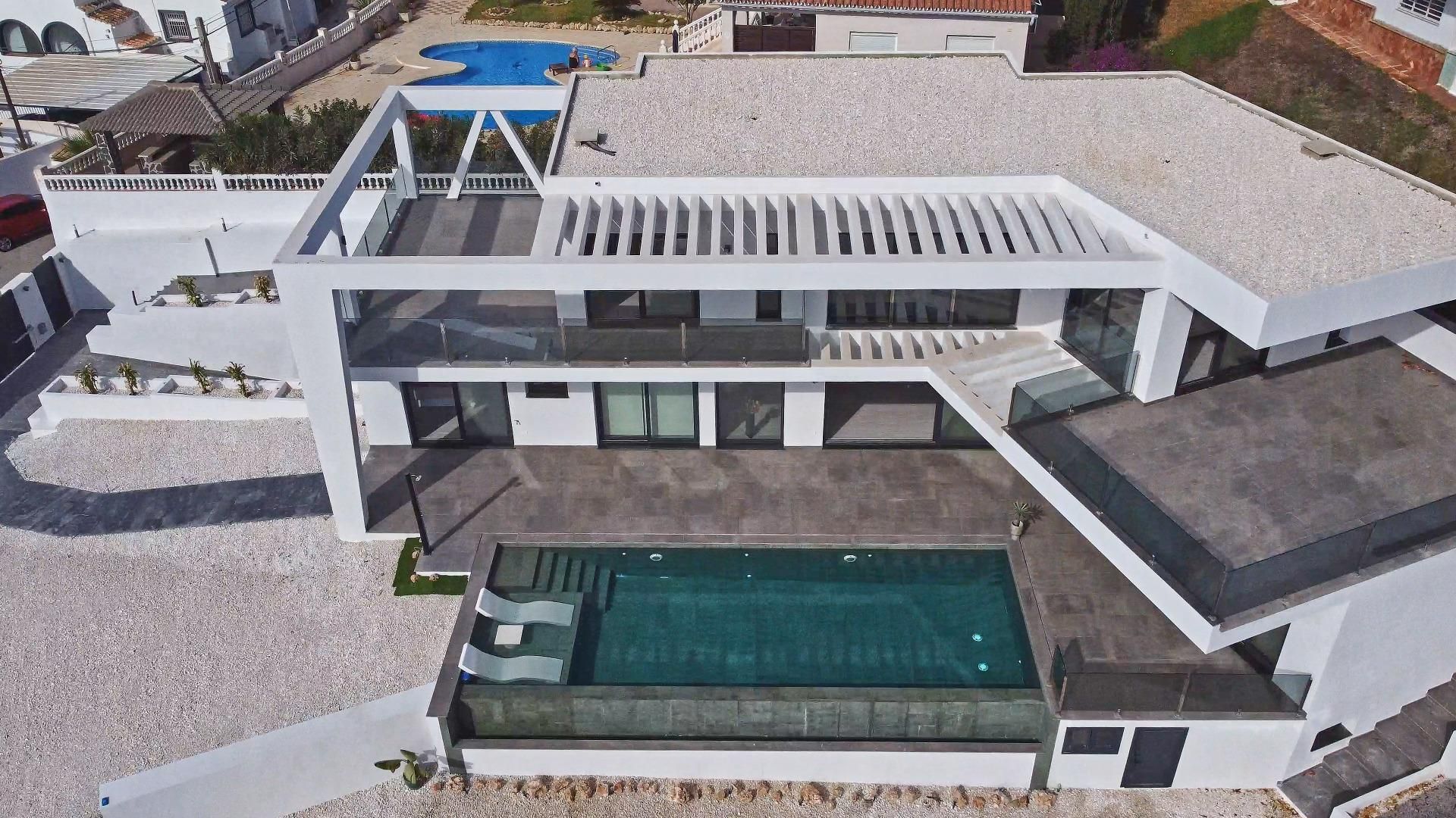 Exterior view of House or chalet for sale in Mijas  with Air Conditioner, Heating and Private garden