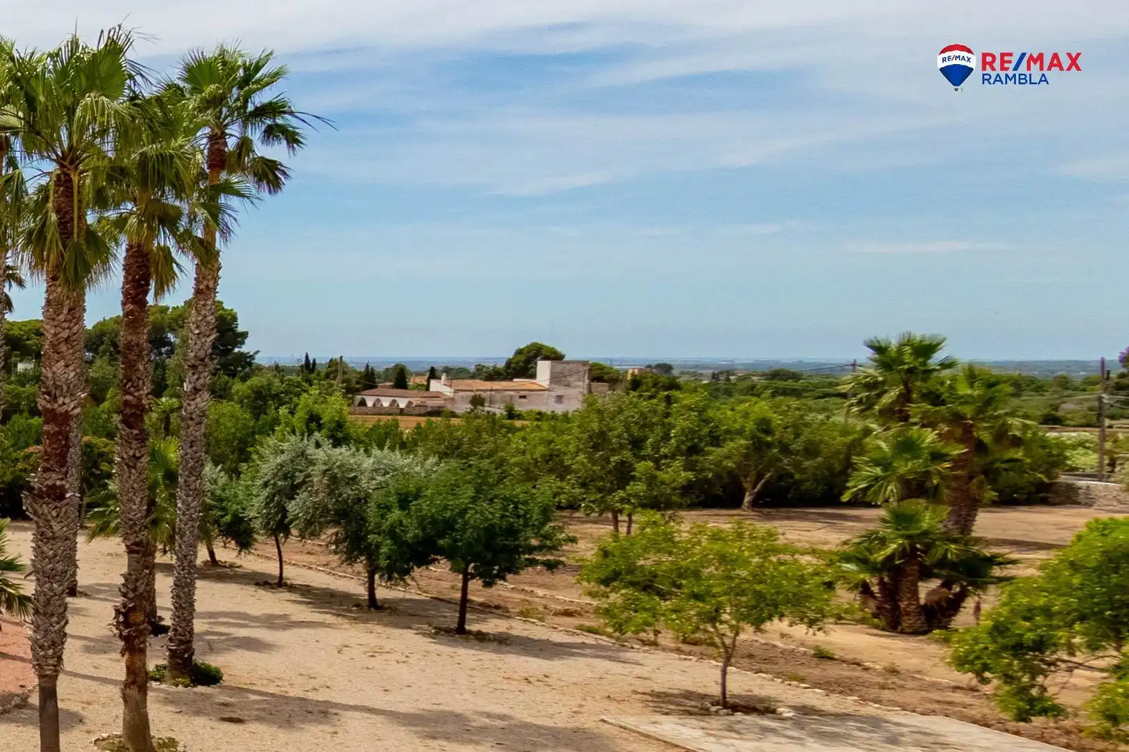Exterior view of Houses for sale in Valls