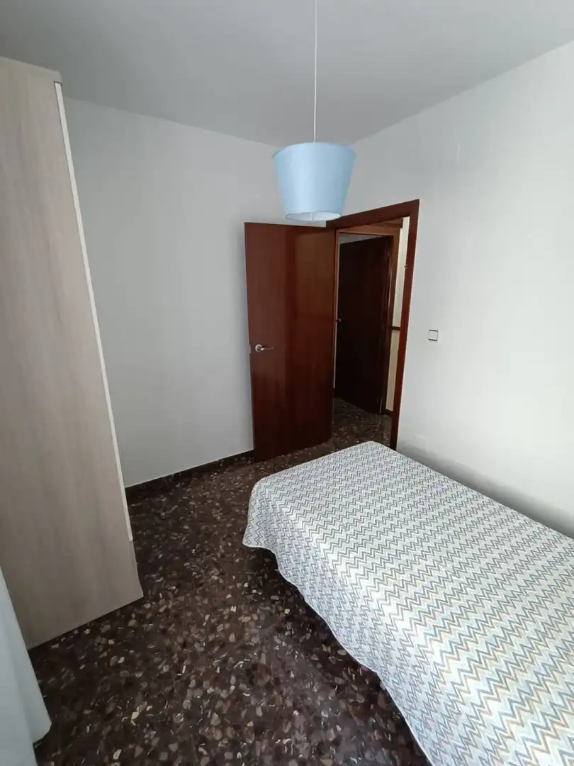 Schlafzimmer von Wohnung zur Miete in Jaén mit Klimaanlage, Terrasse und Möbliert