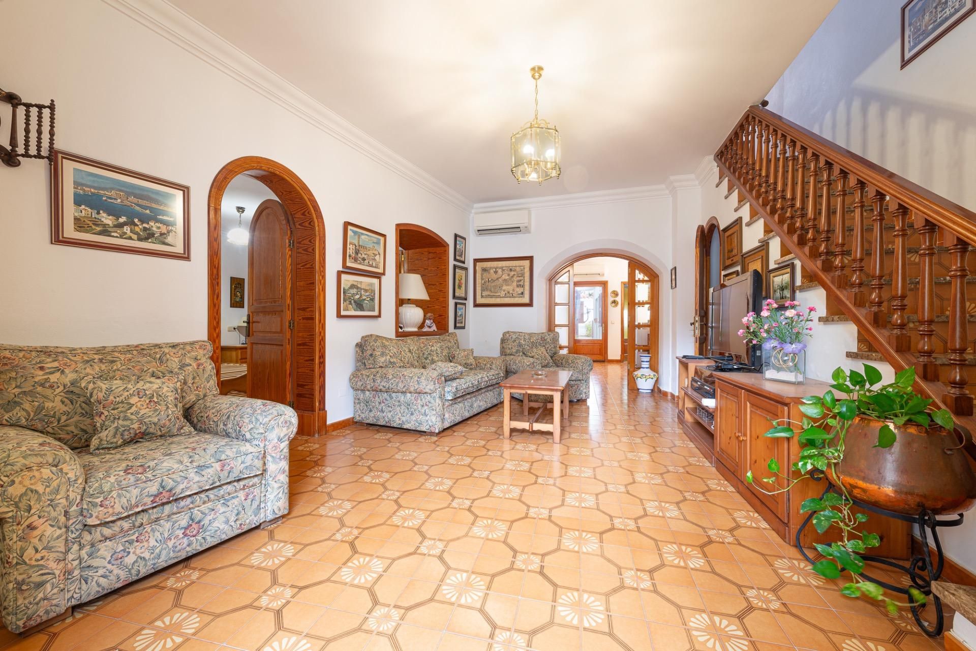 Country house for sale in Alcúdia  with Air Conditioner, Balcony and Alarm