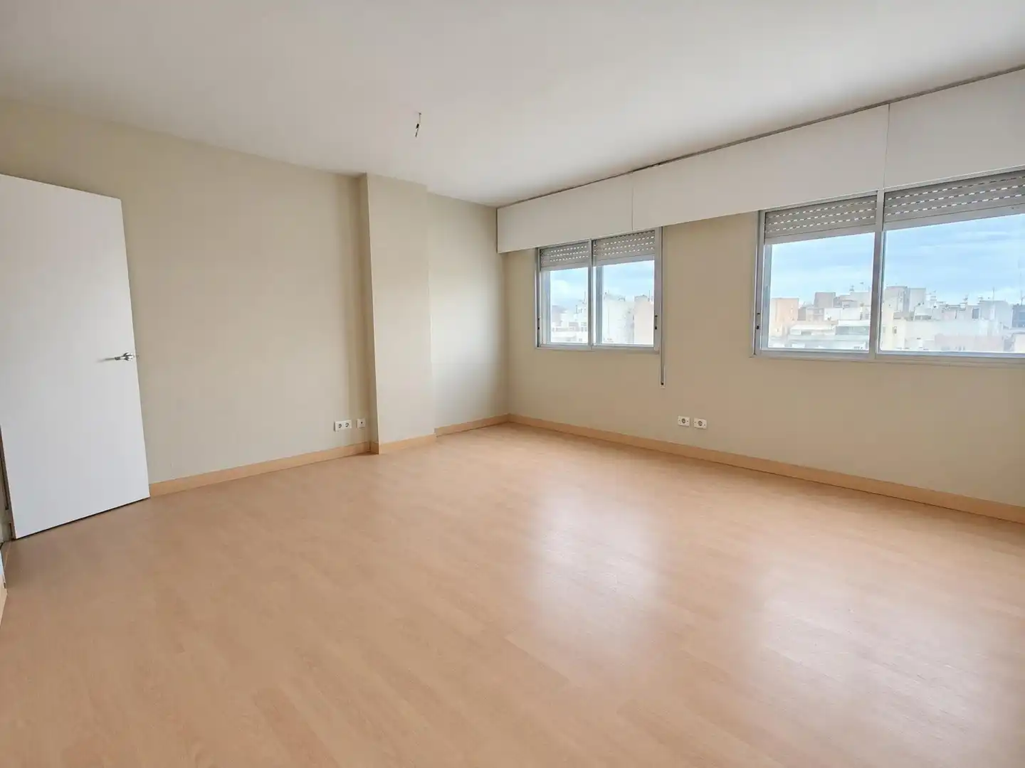 Office space with lift for sale in Centro