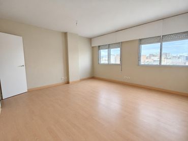 Office space with lift for sale in Centro