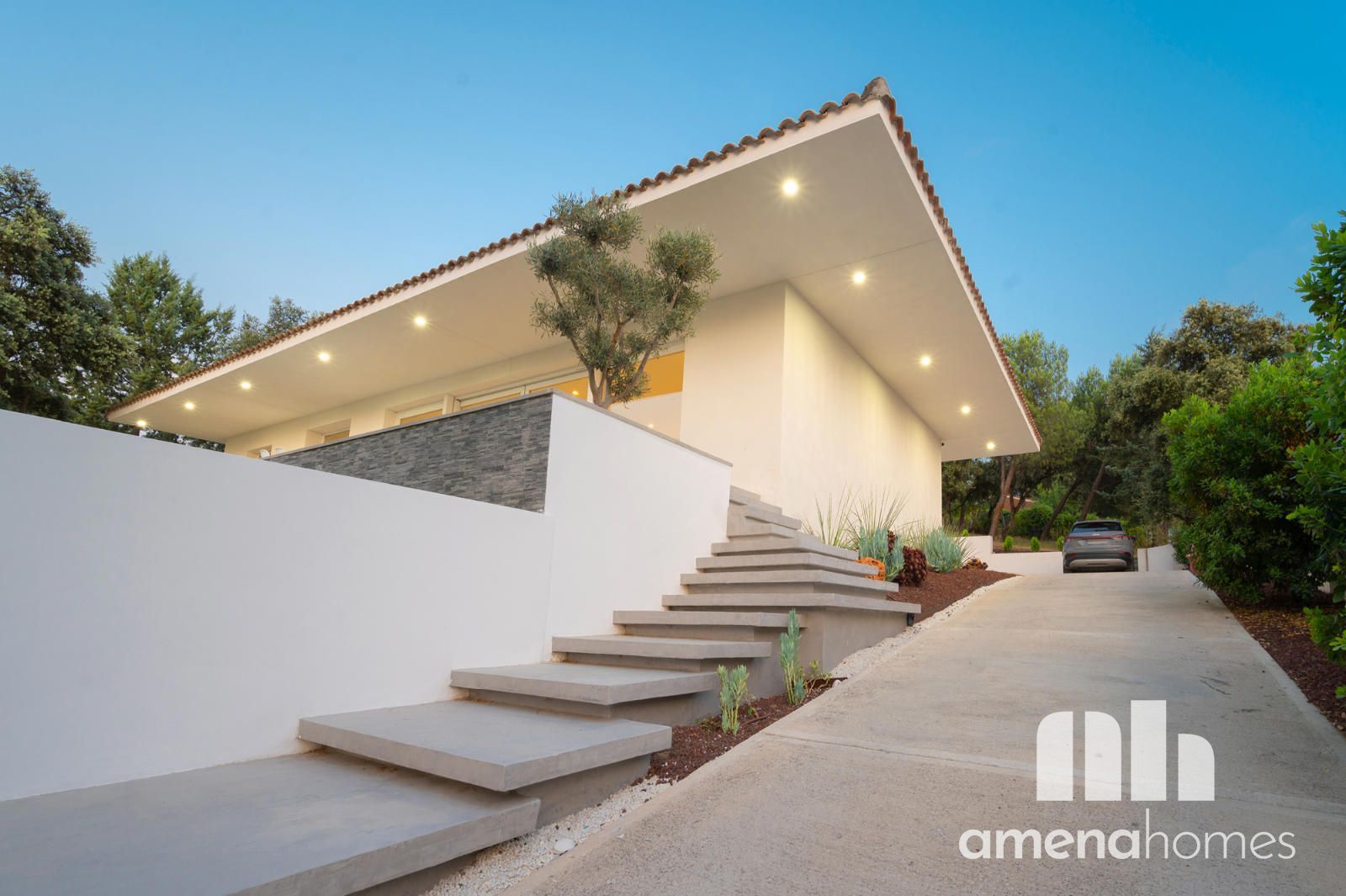 Vista exterior de Casa o xalet de lloguer en Algete amb Aire condicionat, Calefacció i Terrassa