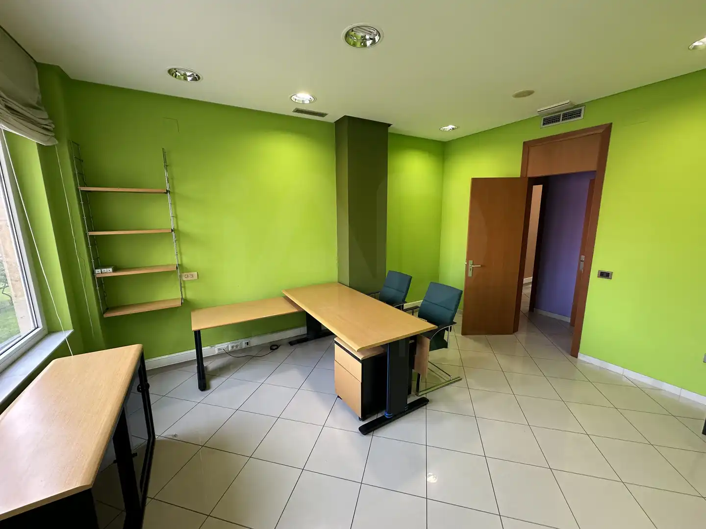Business premises to rent in San Claudio - La Chantría, imagen 13