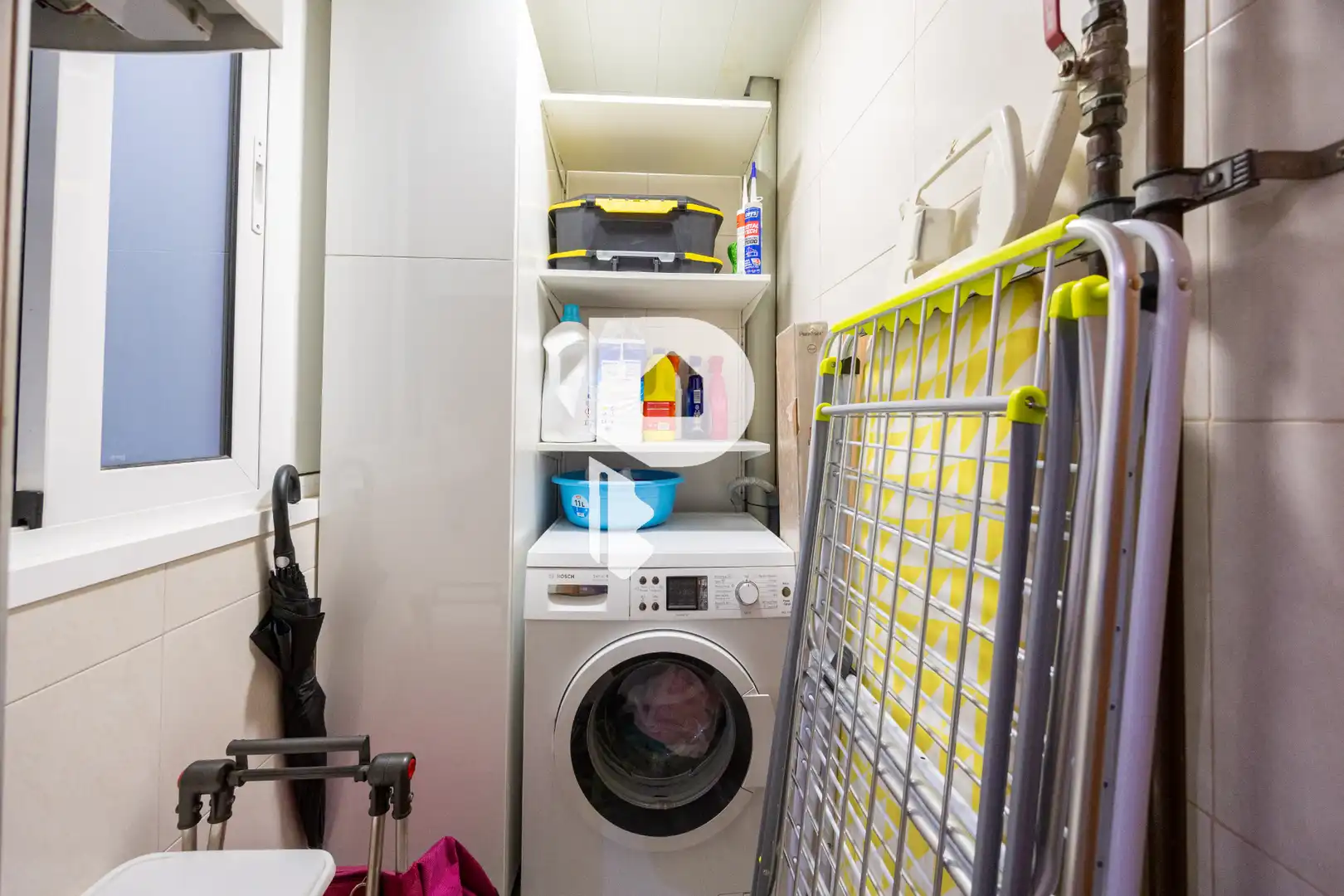 Wohnung zum Verkauf in Sant Vicenç Dels Horts mit Klimaanlage, Heizung und Parkett