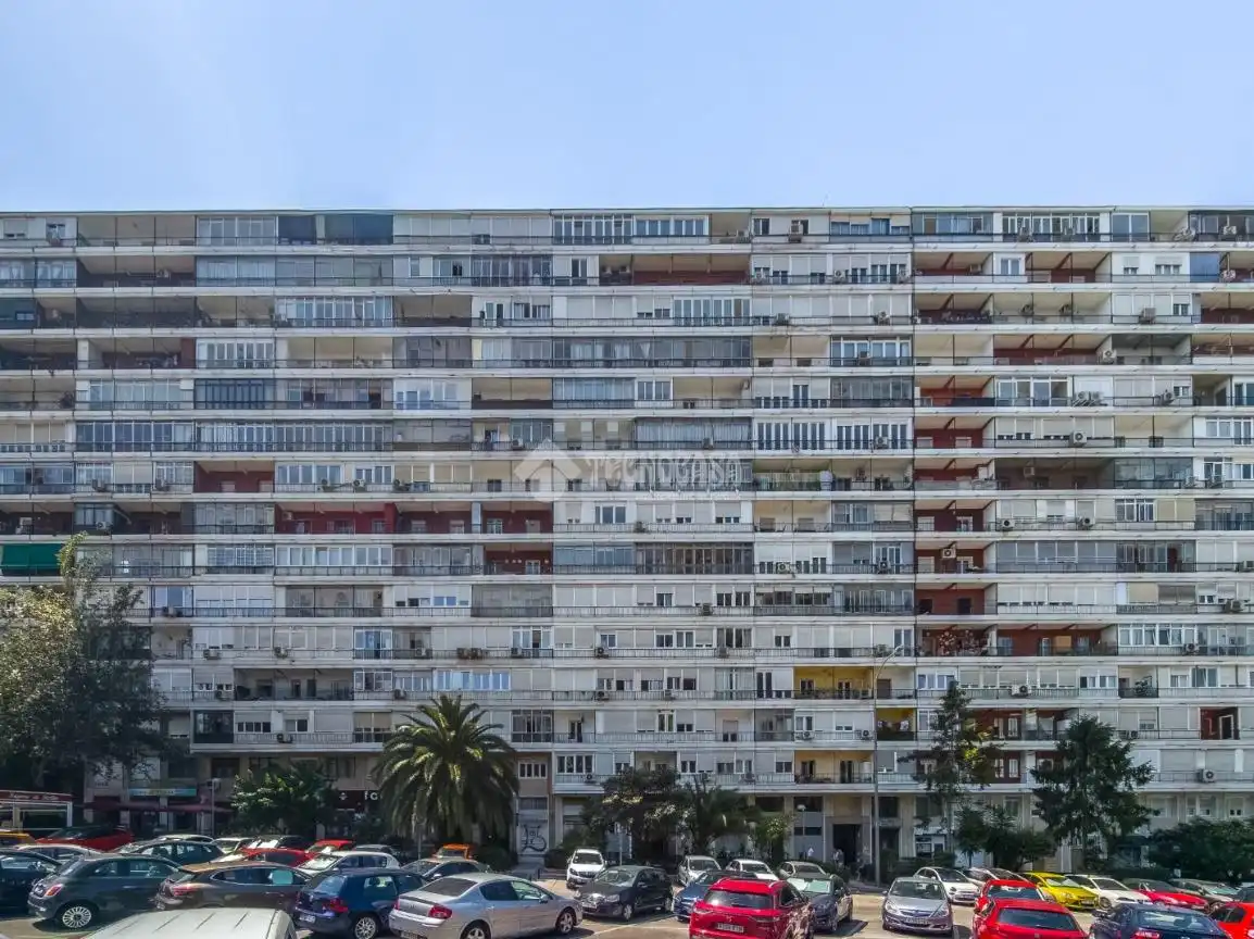 Vista exterior de Estudio en venta en Madrid con Calefacción