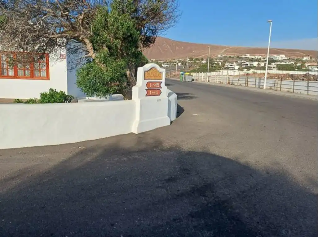 Chalet en venta en Calle Noruega 1F, imagen 3