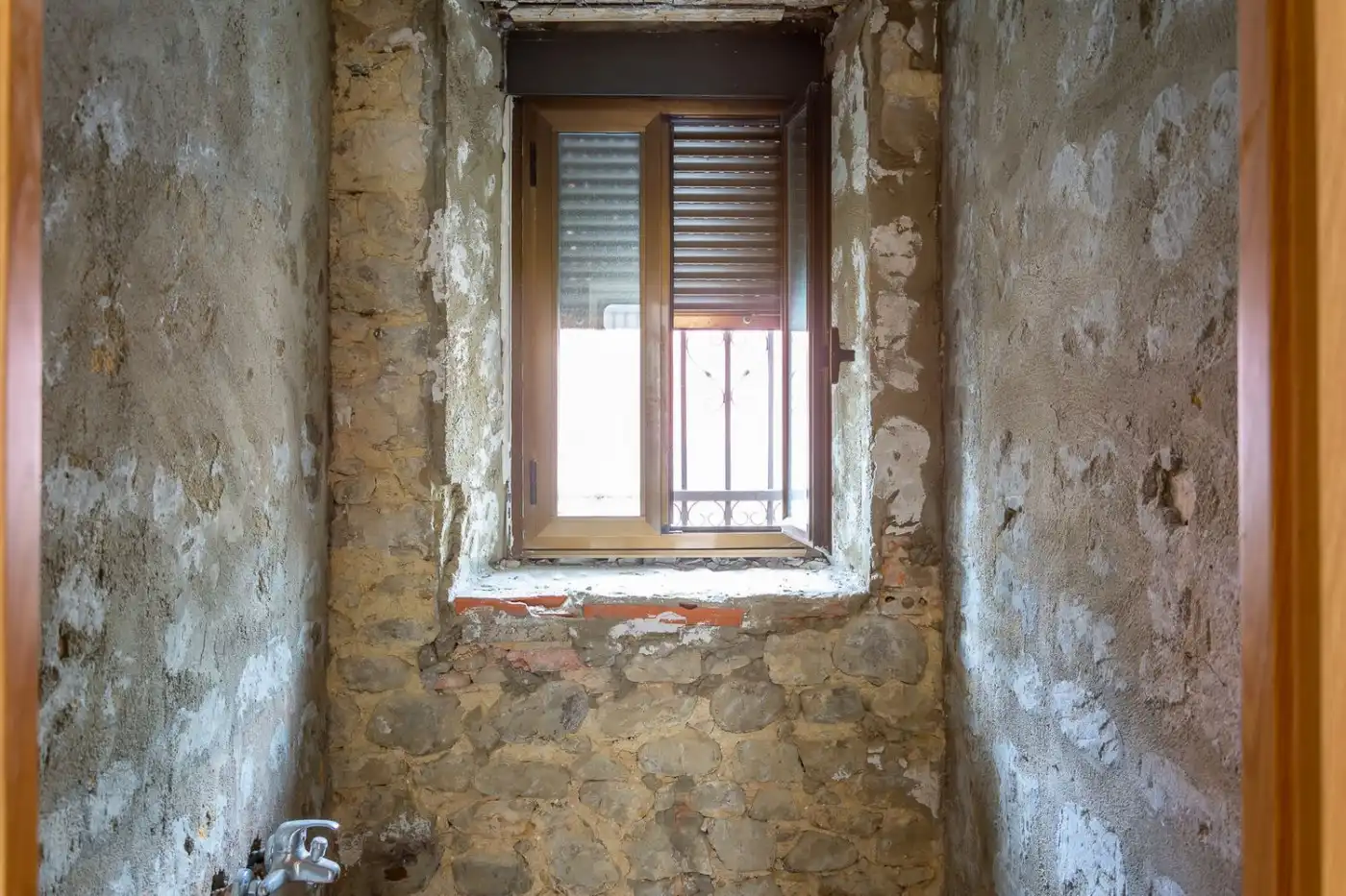 Balcony of Houses for sale in Carrocera  with Heating and Furnished