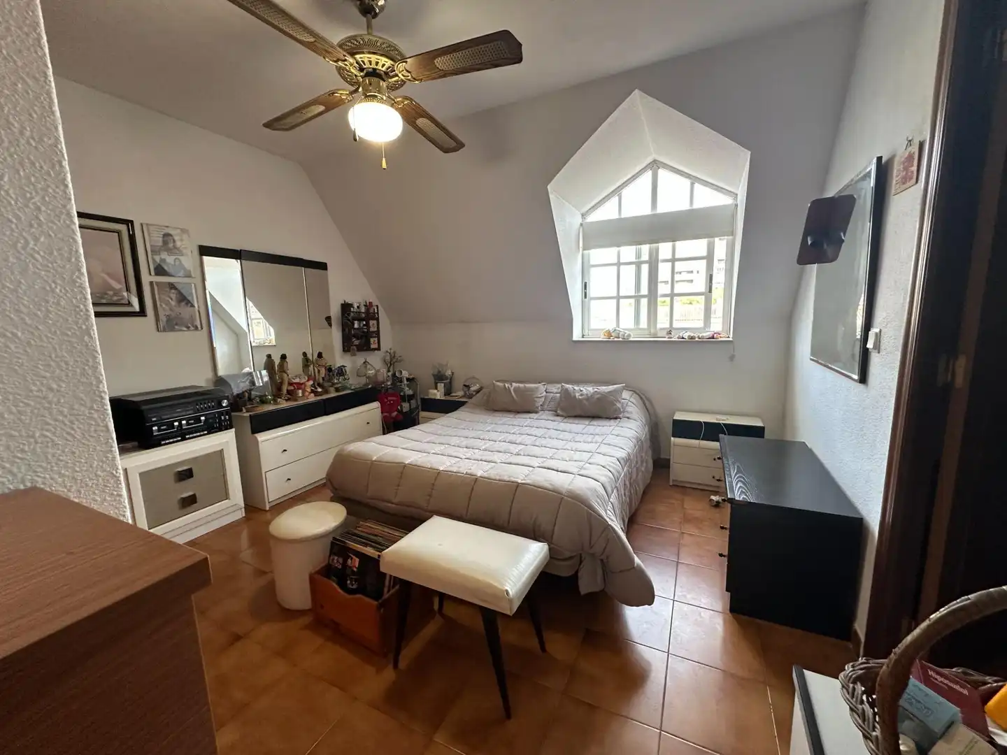 Dormitori de Casa adosada en venda en Alicante / Alacant amb Aire condicionat, Calefacció i Jardí privat