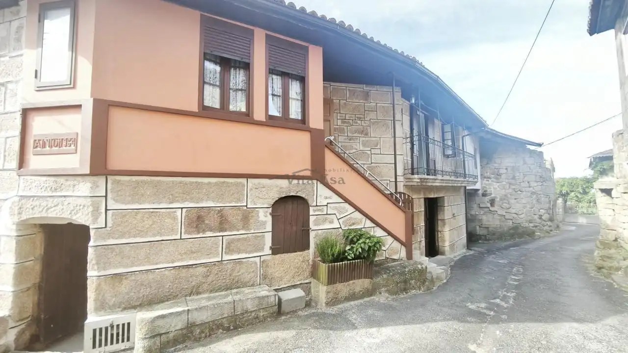 Casa rústica con terraza en venta en LUGAR DE PICORNIO, imagen 4