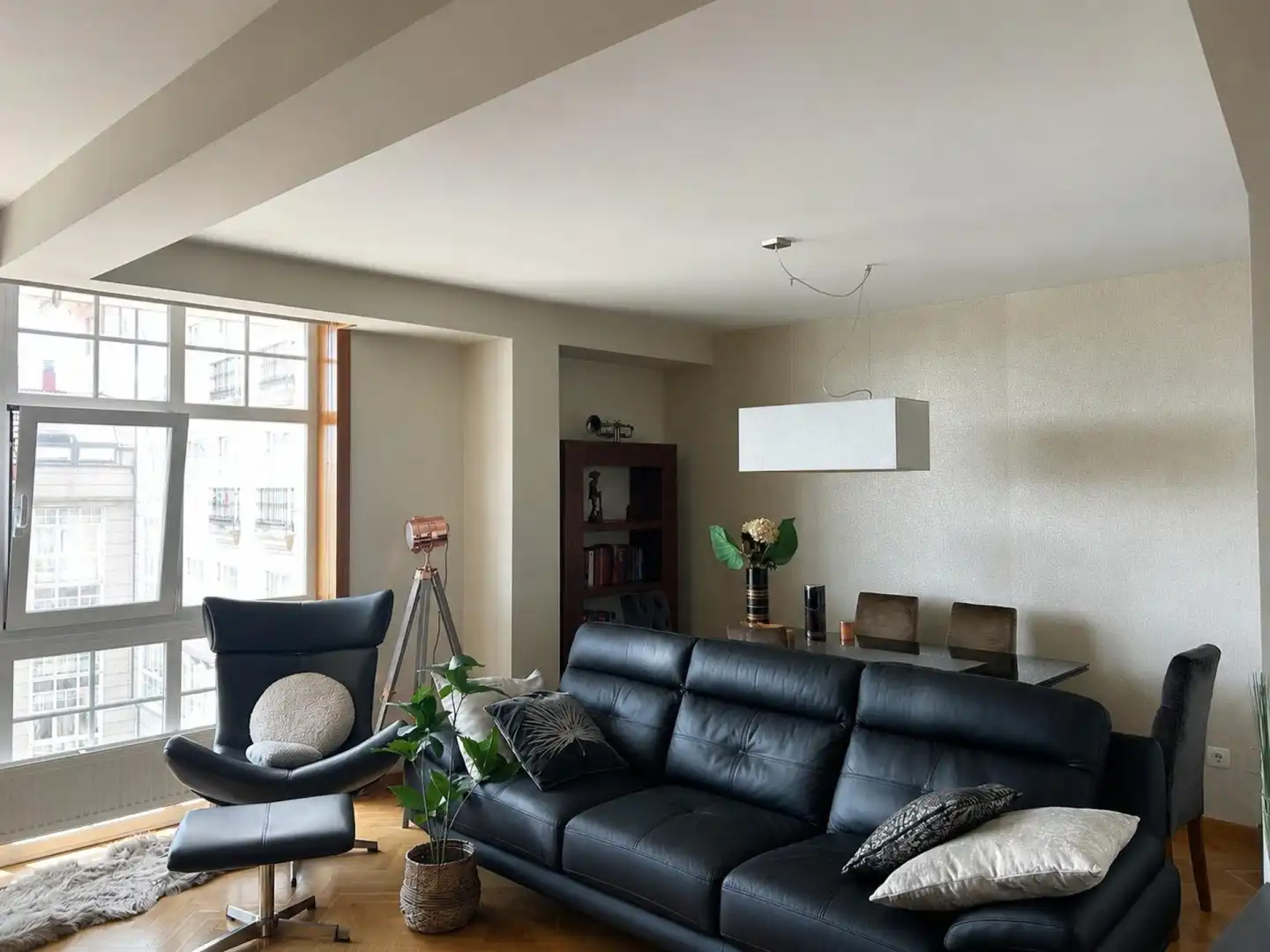Sala d'estar de Dúplex en venda en A Coruña Capital  amb Aire condicionat, Calefacció i Piscina comunitària