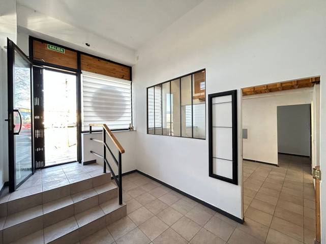 Local comercial en Alquiler en Barris Marítims