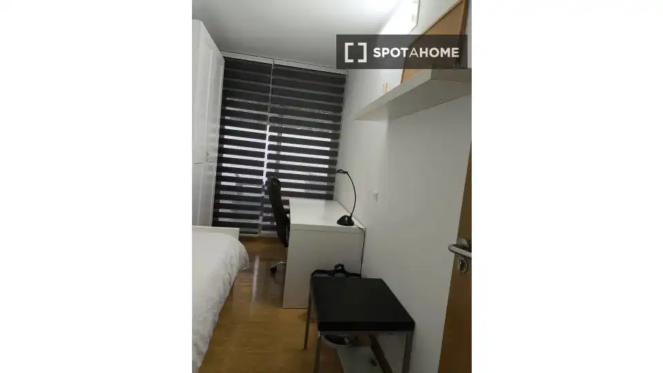 Room in PAU de Carabanchel