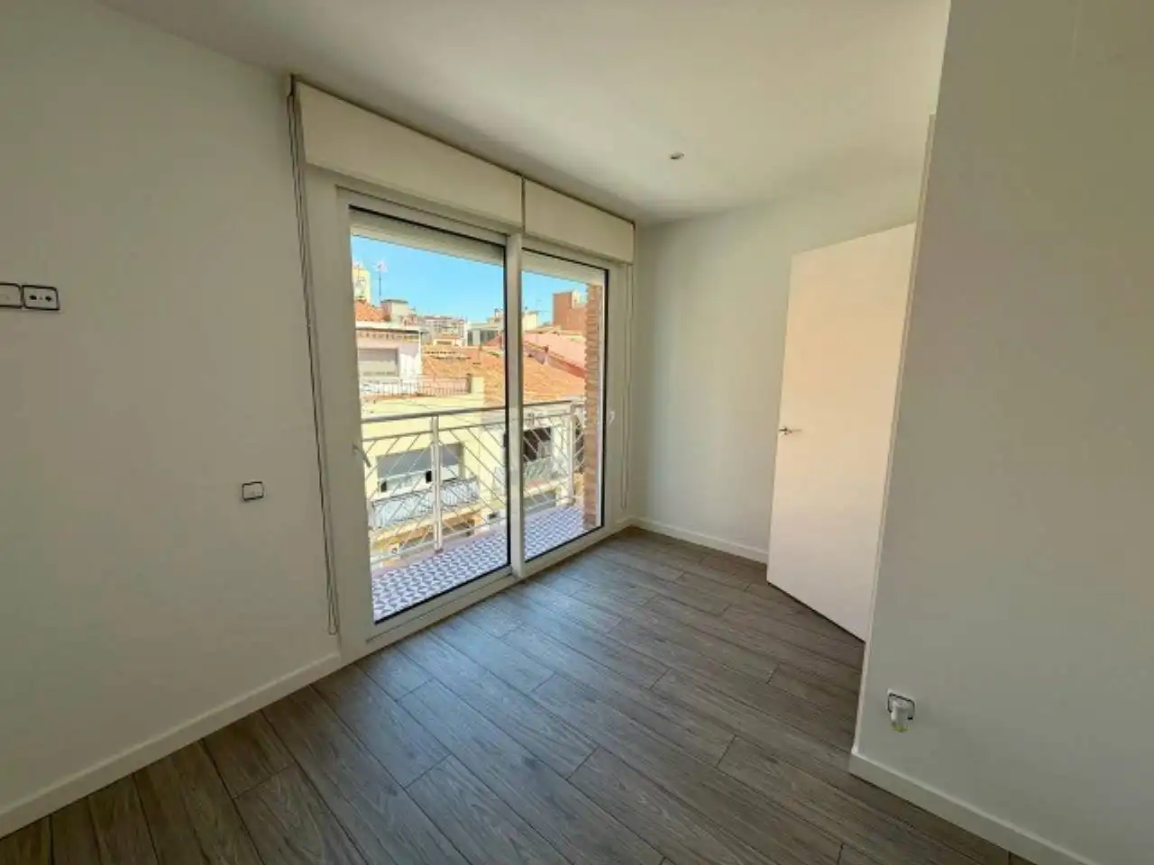 Habitación de Dúplex en venta en Sabadell con Aire acondicionado, Calefacción y Parquet