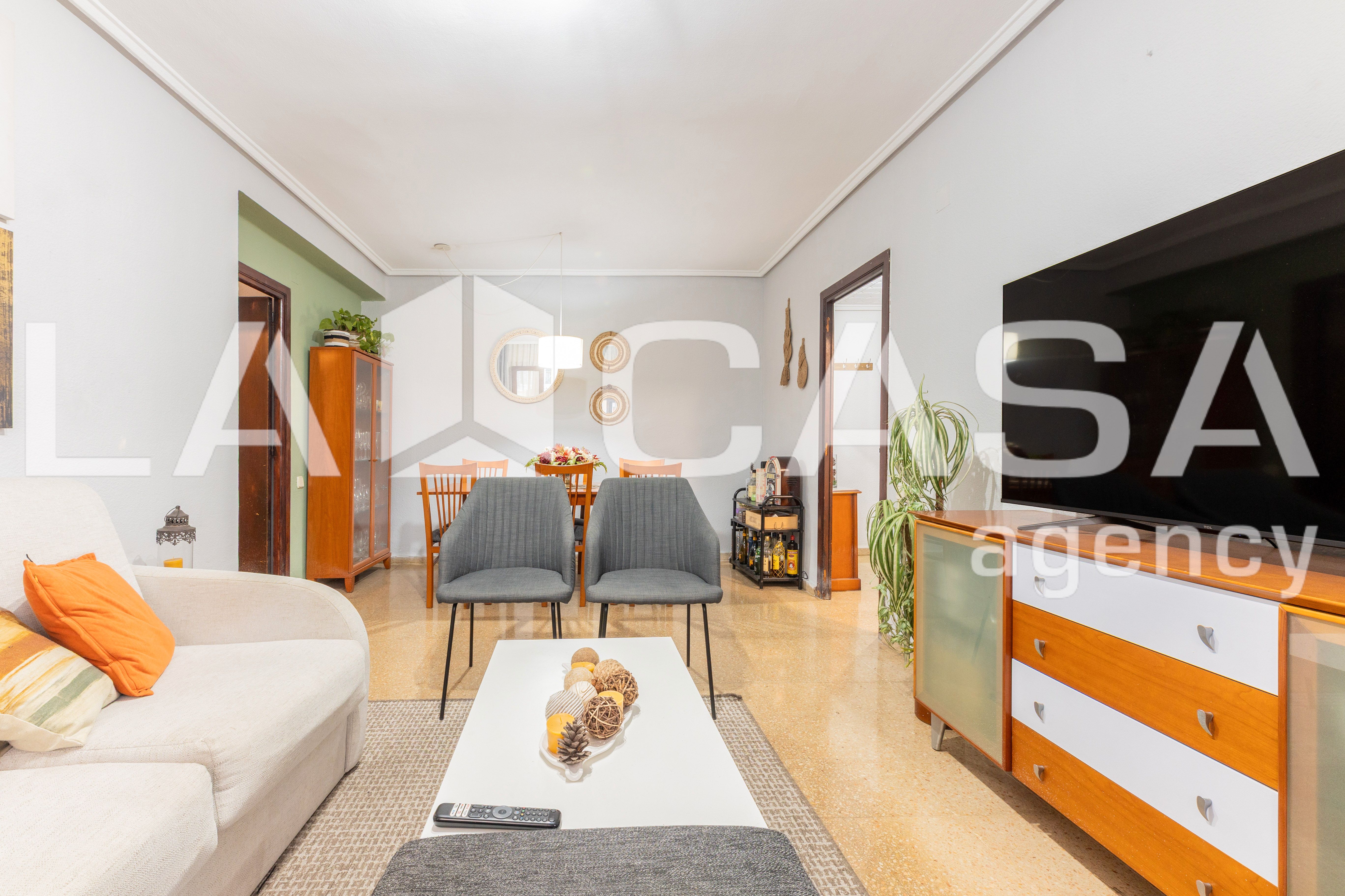 Living room of Flat for sale in  Valencia Capital  with Balcony