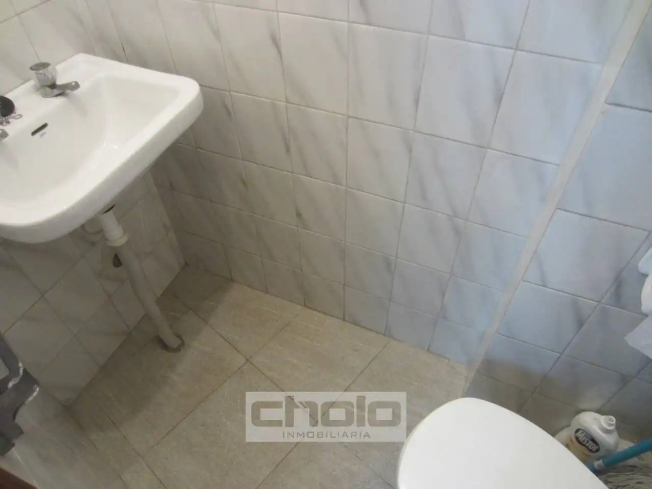 Bany de Oficina de lloguer en Lugo
