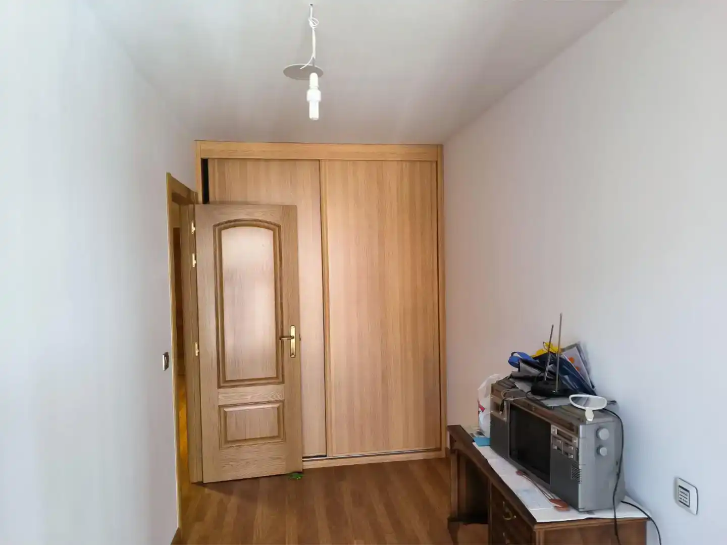 Dormitori de Pis en venda en Ponferrada amb Parquet, Traster i Moblat