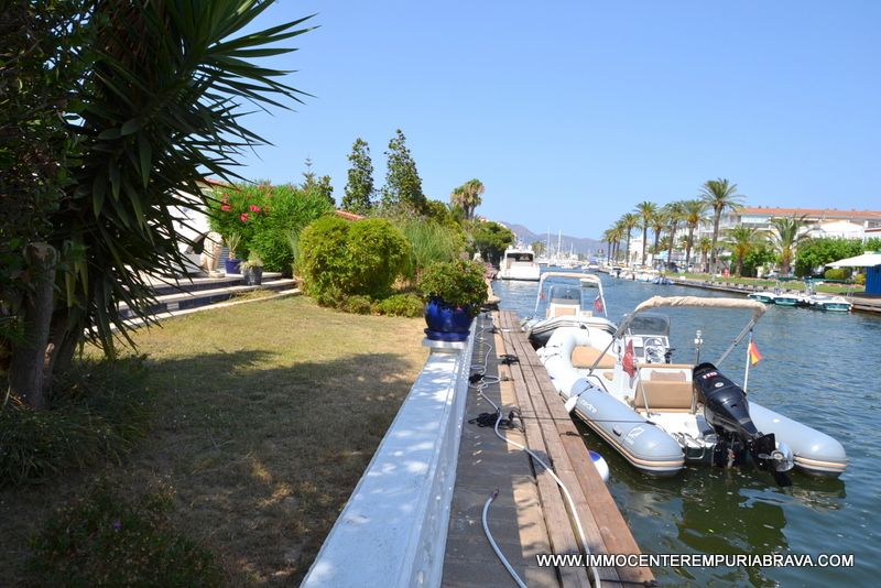 Garden of House or chalet for sale in Empuriabrava  with Heating, Private garden and Terrace