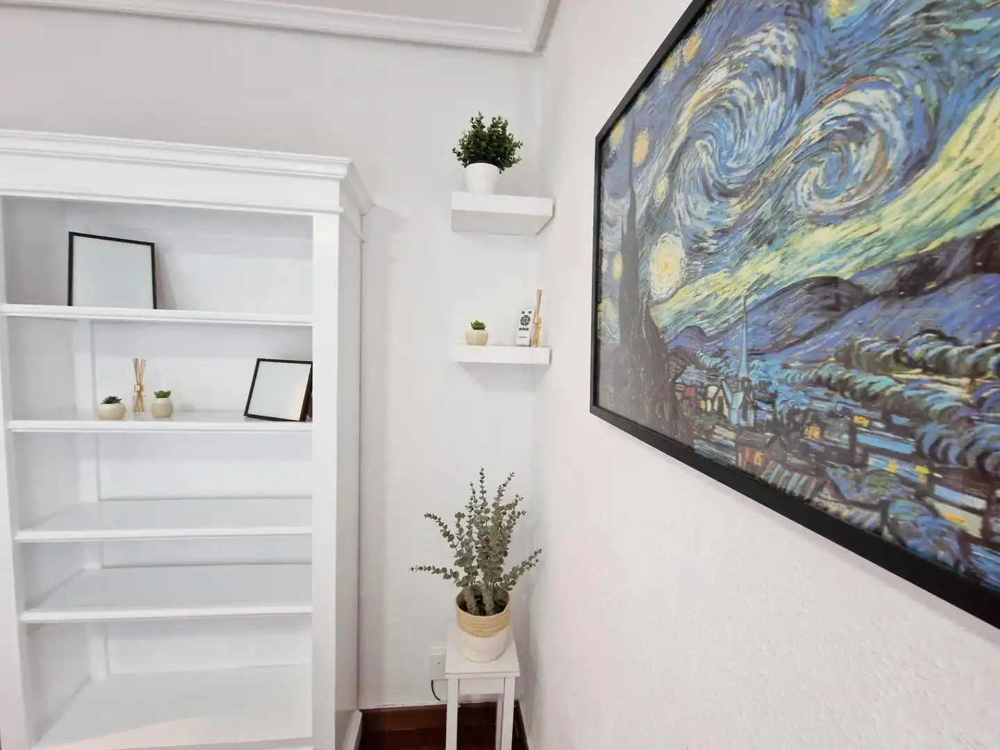 Schlafzimmer von Wohnung zur Miete in Santander mit Heizung, Terrasse und Möbliert