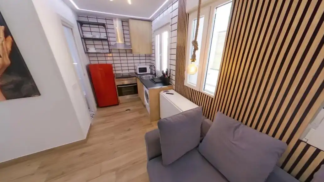 Flat for rent in Calle de Villaamil, Berruguete