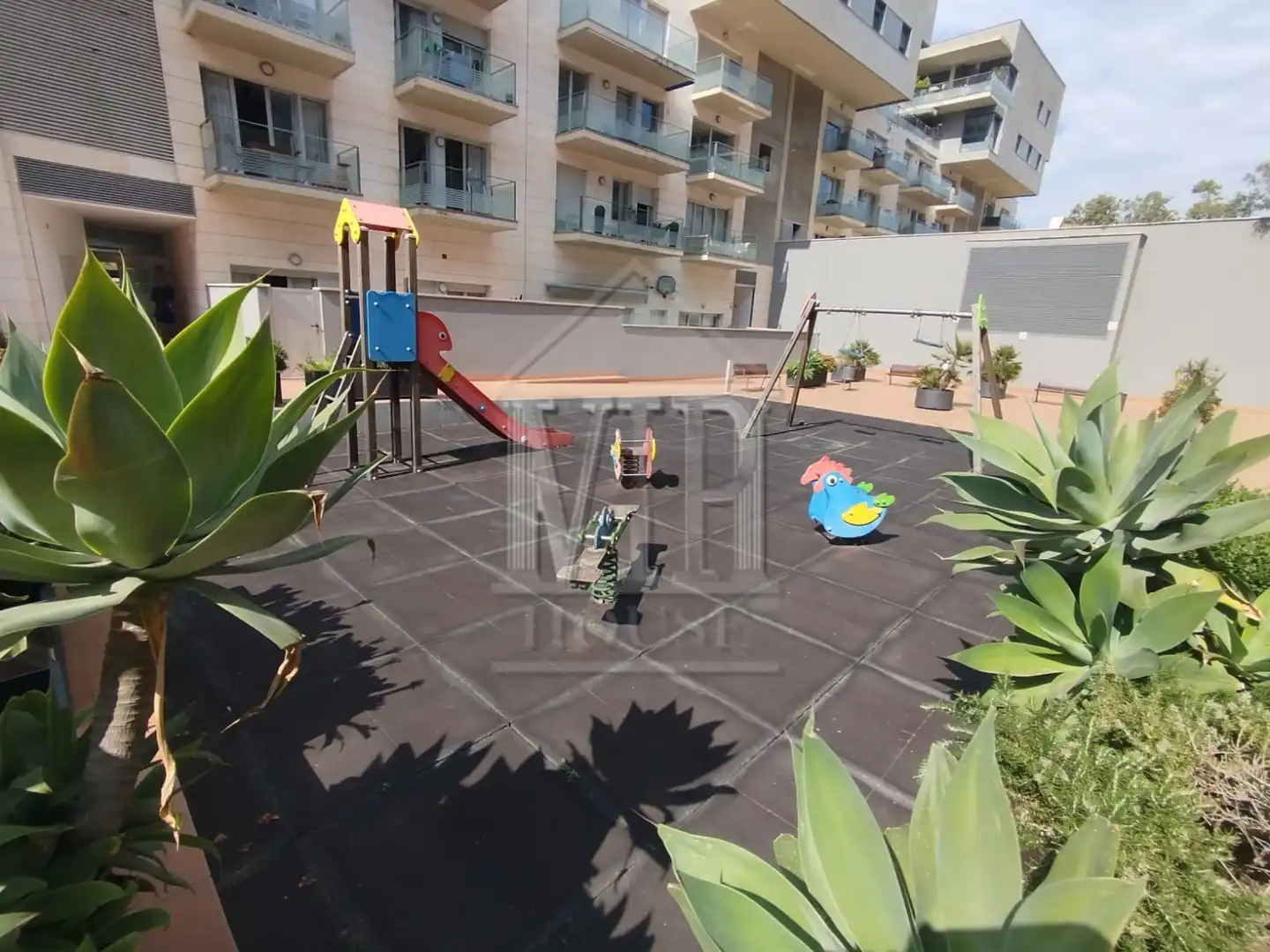 Terrace of Flat for sale in Badalona  with Air Conditioner, Heating and Furnished