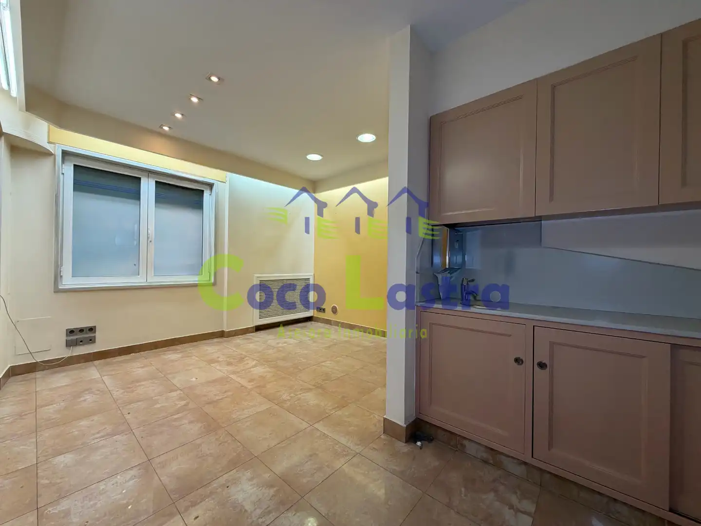 Office space with lift for sale in Calle Pozo Amarillo, imagen 17