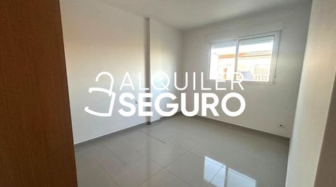 Foto 4 de Casa o chalet de alquiler en Dr. Miguel Servet, Domeño, Valencia