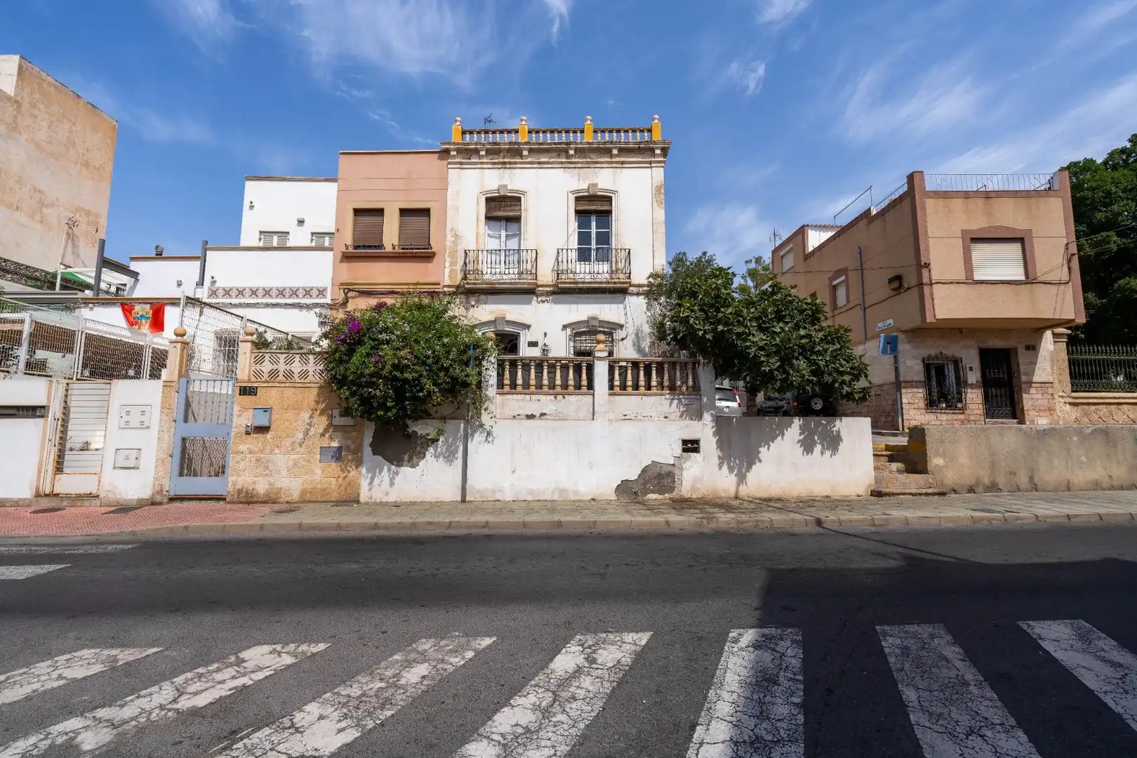 Vista exterior de Casa o chalet en venta en Almería con Aire acondicionado y Terraza