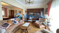 Living room of Single-family semi-detached for sale in  Madrid Capital  with Air Conditioner, Heating and Parquet flooring