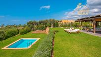 Jardí de Casa o xalet en venda en Sant Lluís amb Aire condicionat, Terrassa i Piscina