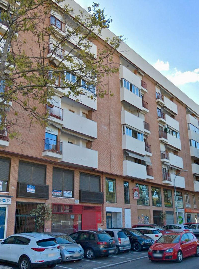 Vista exterior de Pis en venda en Guadalajara Capital amb Calefacció, Terrassa i Traster