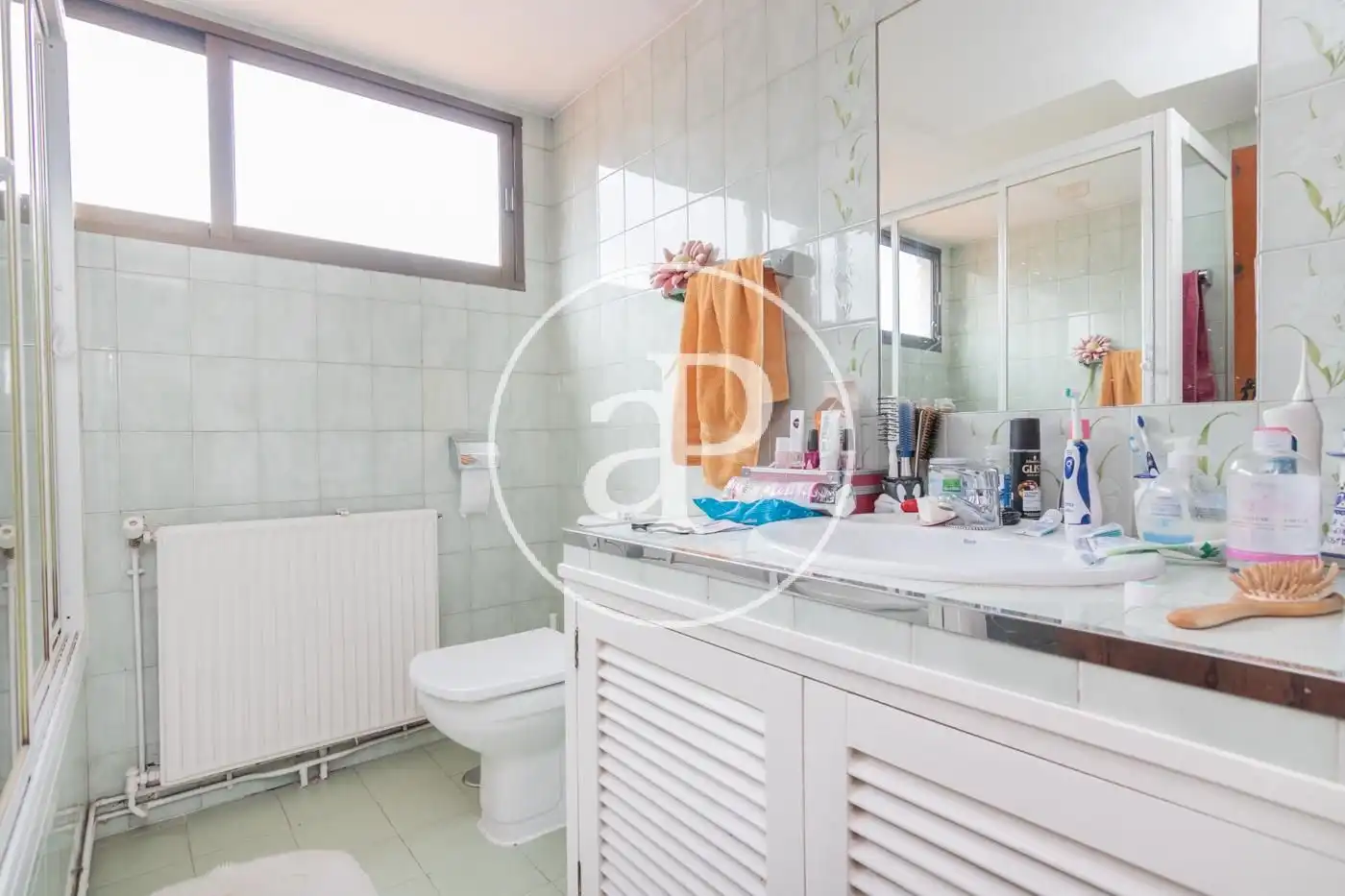Bathroom of Houses for sale in Madrid  with Heating, Private garden and Terrace