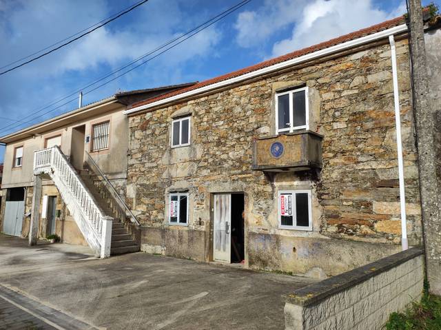 Casa-chalet en Venta en CP-0506 en Loureda - Lañas - Barrañán