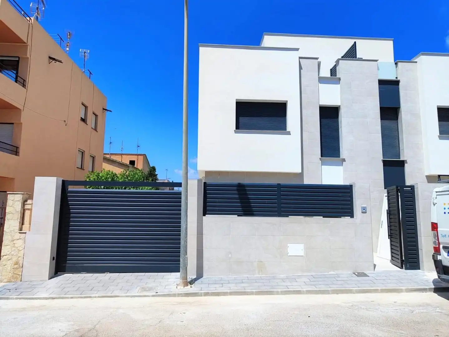 Vista exterior de Dúplex en venda en Águilas amb Jardí privat, Terrassa i Traster